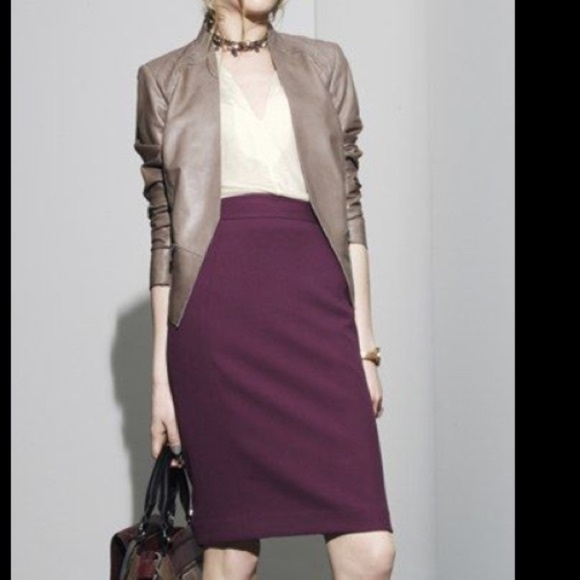 Halogen Dresses & Skirts - Halogen Structured Pencil Skirt in Eggplant/Plum